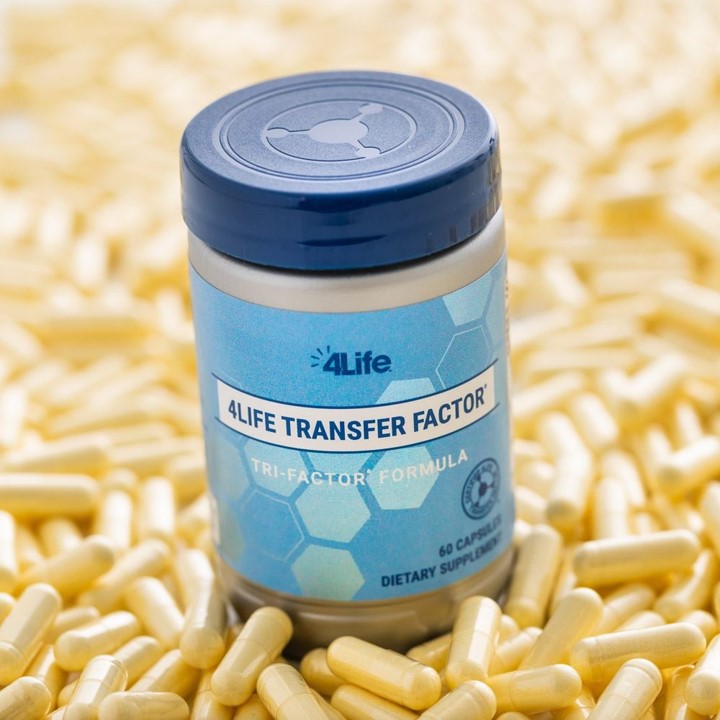 4Life Transfer Factor® Tri-Factor® Formula kapsulės produkto pakuotės kontekste